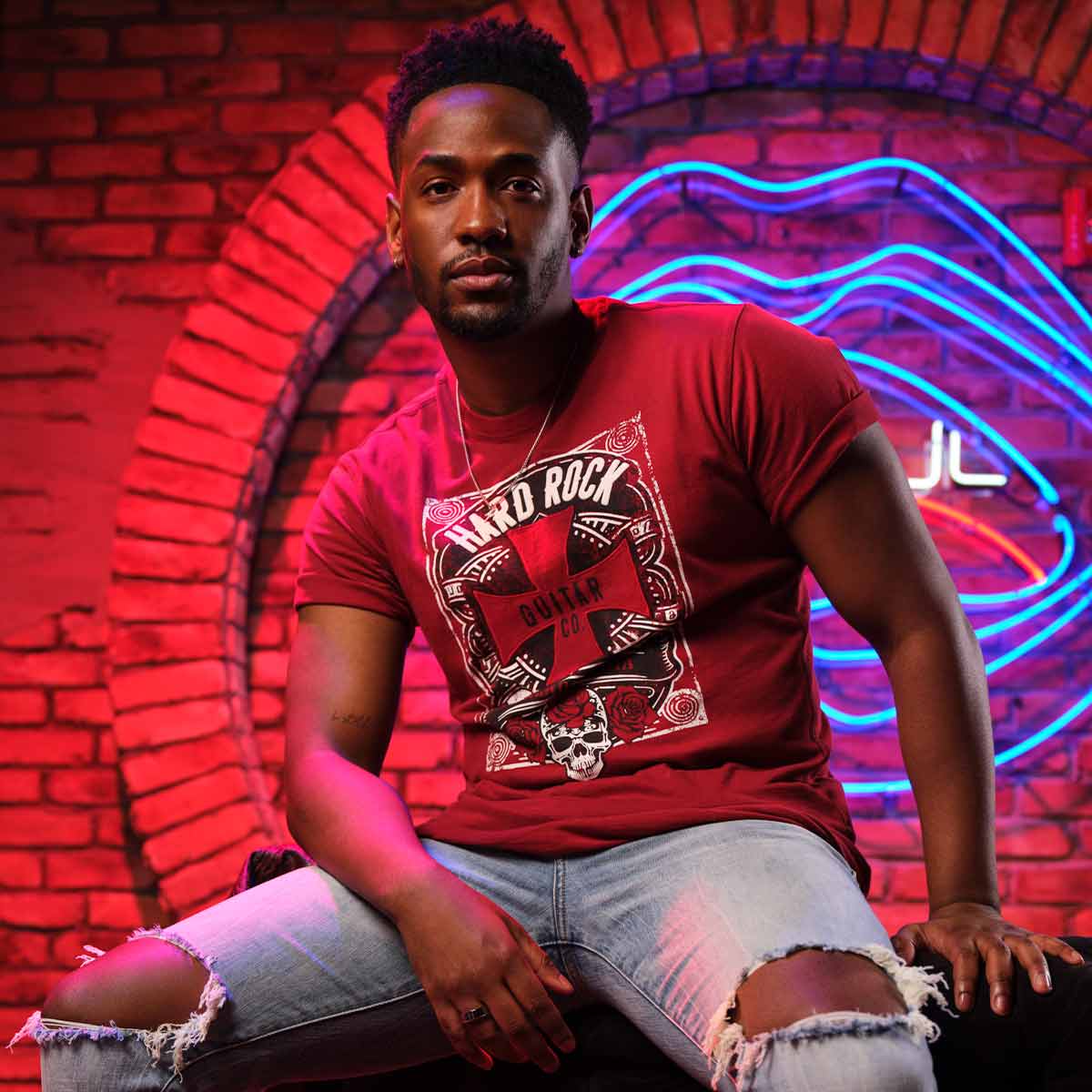 Guitar Company Adult Fit Tee in Red Cross Skull Roses image number 1