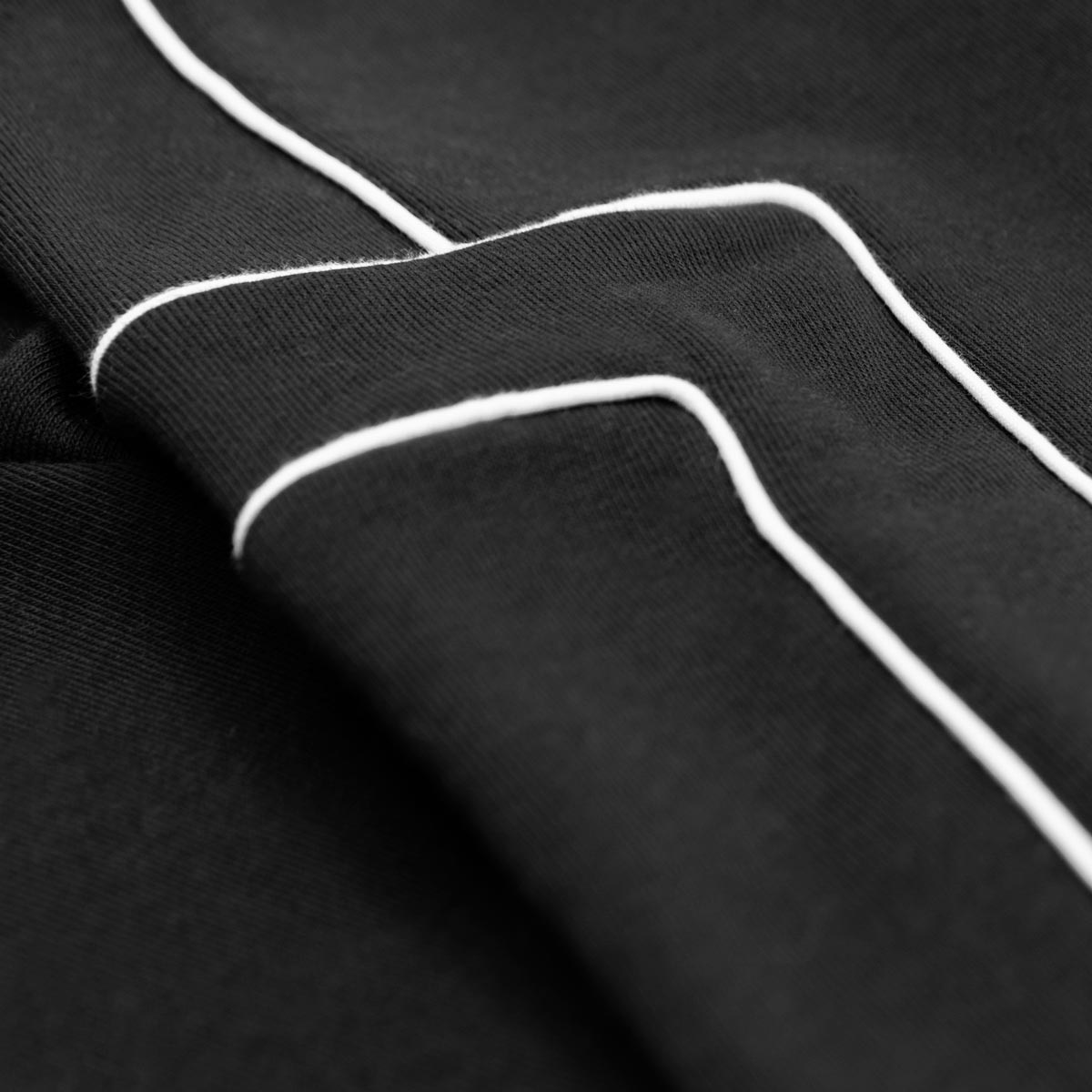 Oracle Red Bull Racing Piping Pullover Hoodie in Black image number 7